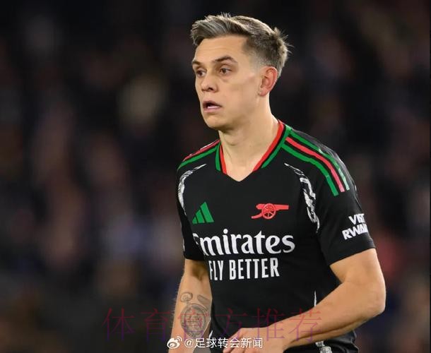 罗马诺确认津琴科中止诺丁汉森林租借转投阿贾克斯